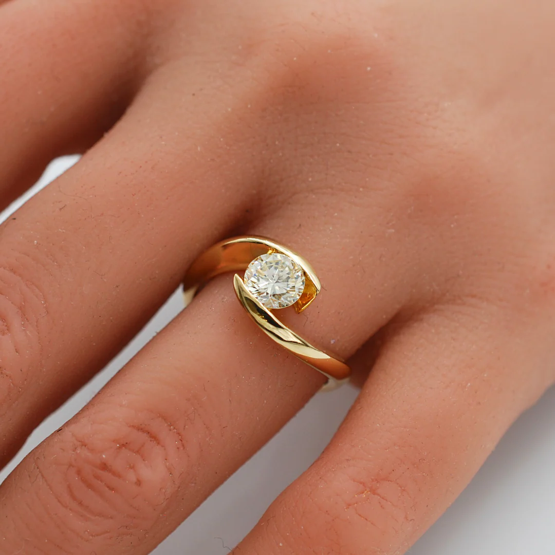 18ct gold diamond ring - Image 3
