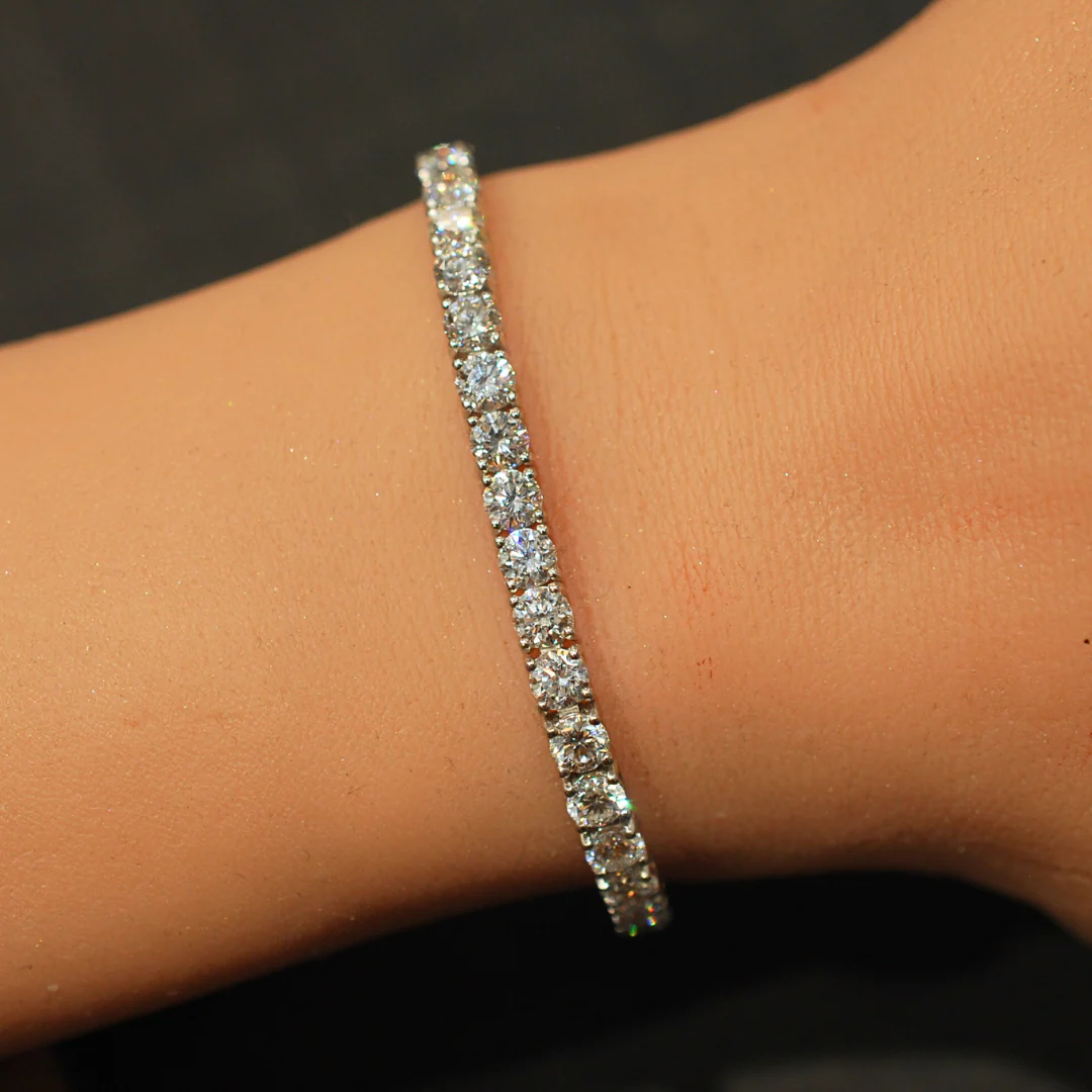 18ct gold diamond tennis bracelet - Image 3