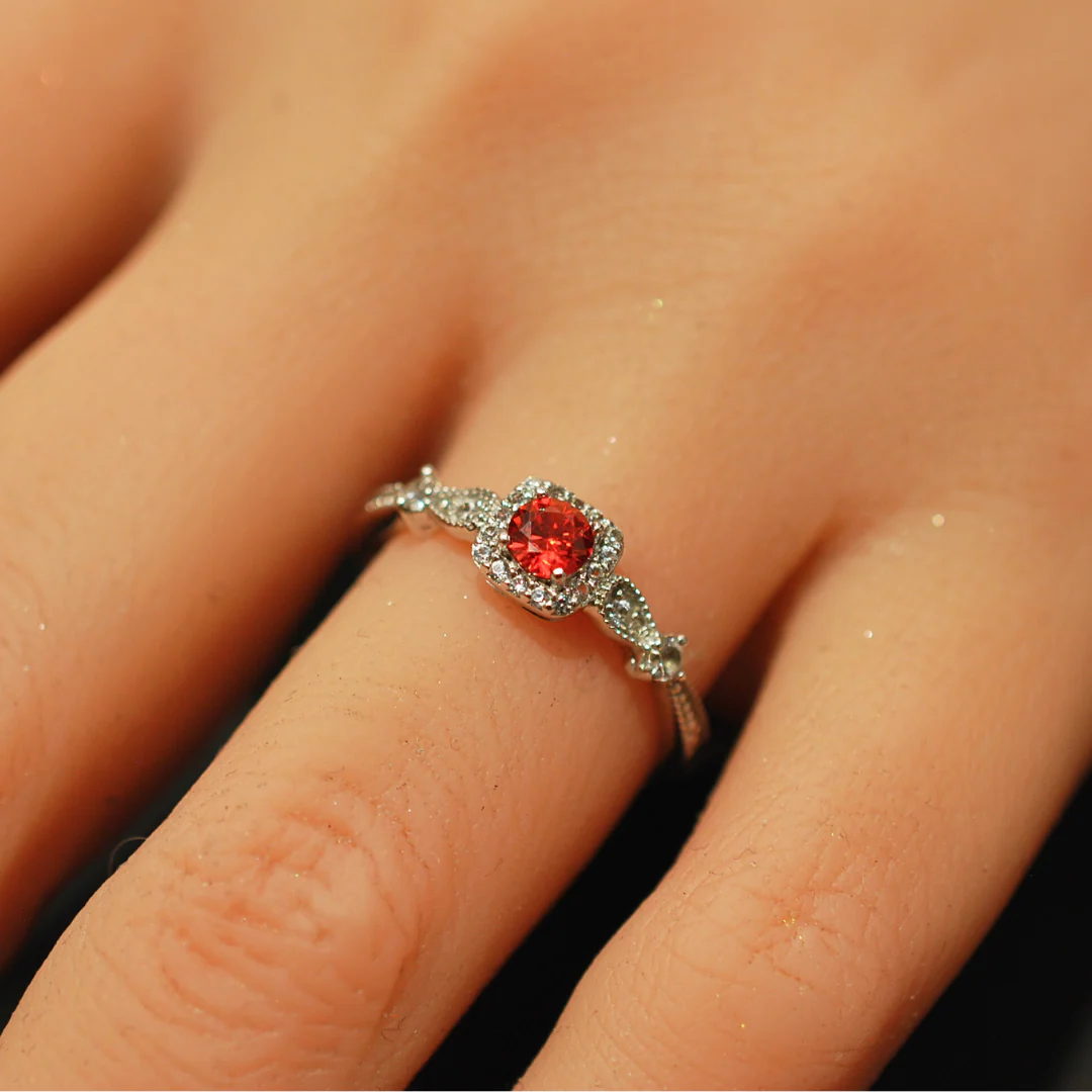 9ct gold cz ring - Image 2